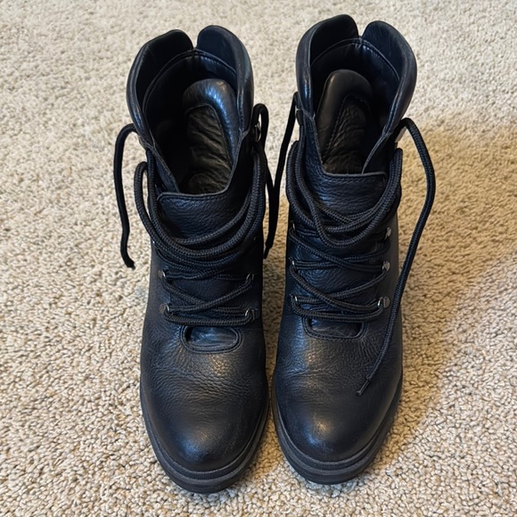 Marc Fisher Shoes - LAST CALL:  Black Leather Lace-Up Boots SZ 9